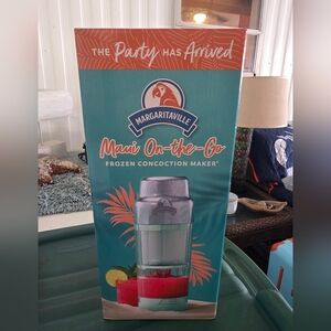 New Margaritaville Maui On The Go Frozen Cocktail Maker